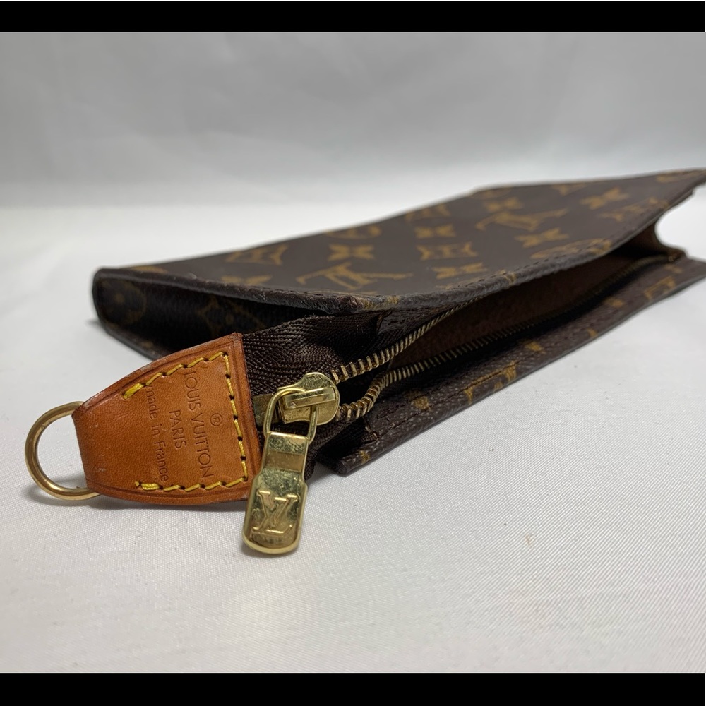 Authentic Louis Vuitton Toilette 17” Pouch